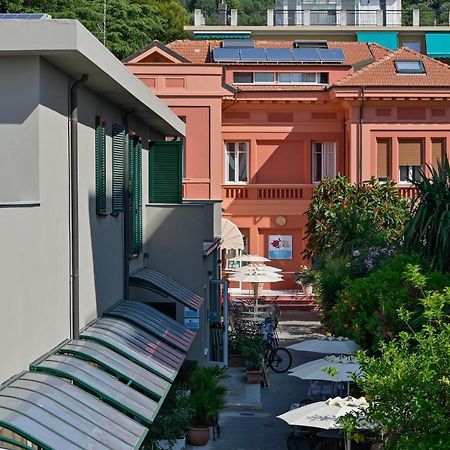 Hotel Delle Rose 산토바르톨로메오알마레 외부 사진