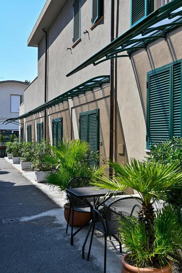 Hotel Delle Rose 산토바르톨로메오알마레 외부 사진