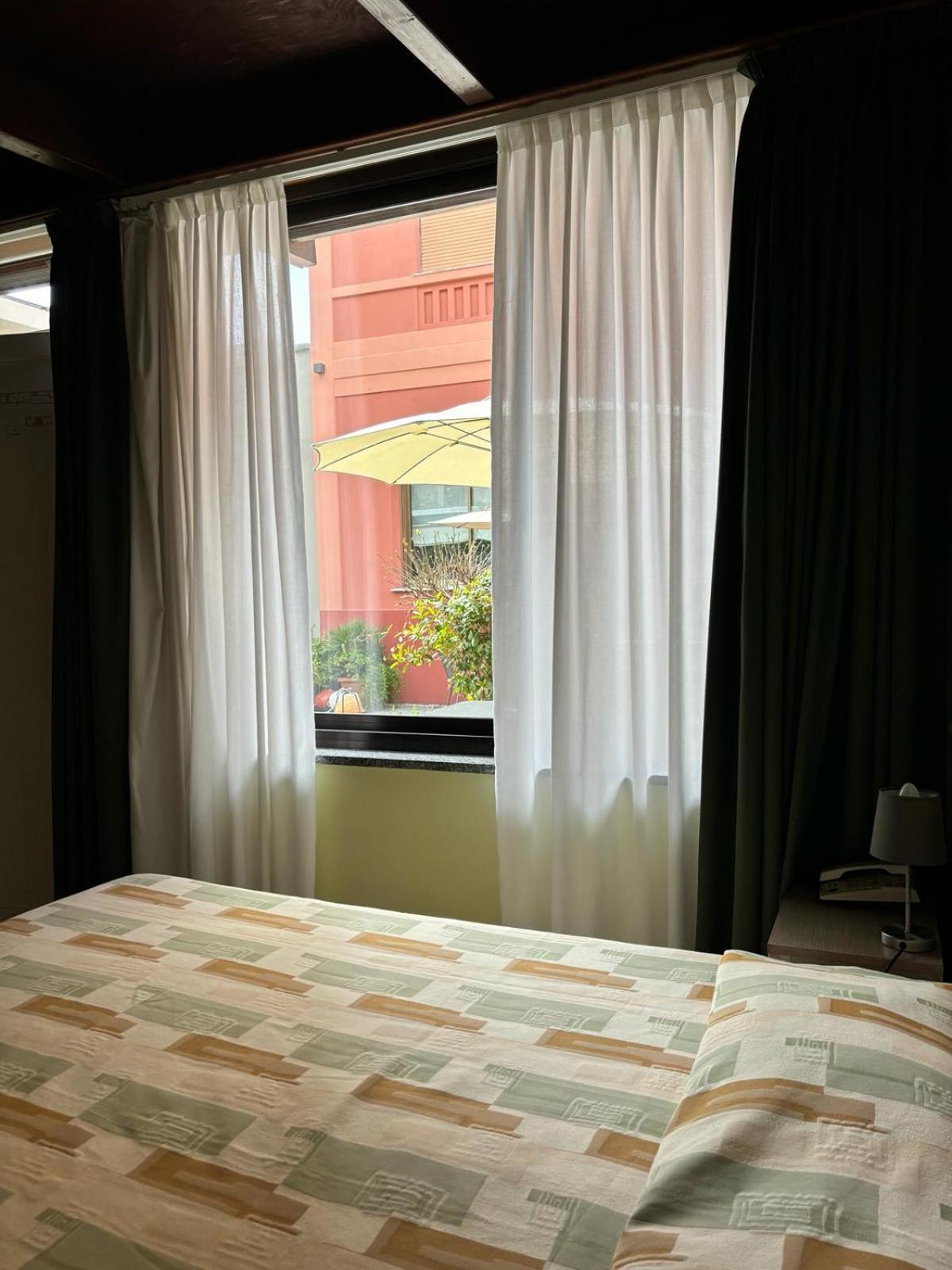 Hotel Delle Rose 산토바르톨로메오알마레 외부 사진